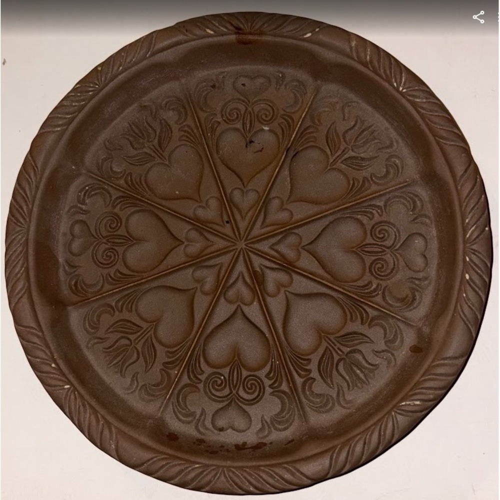 Hartstone USA Shortbread Mold Brown Stoneware Heart Floral Embossed Baking Pan